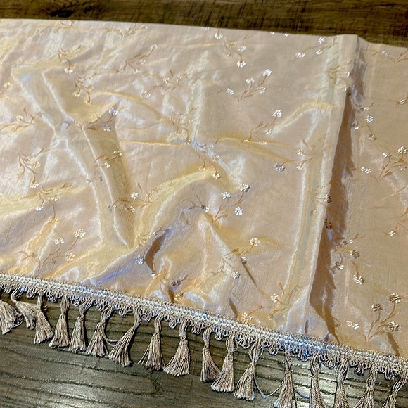 Beacon Looms Valance Neutral Taupe Floral Pattern Window Topper w Tassles - Picture 6 of 11